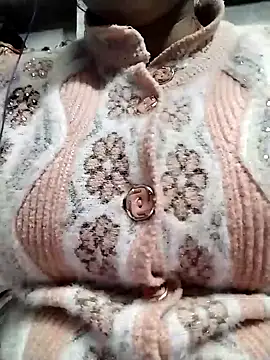 Snapshot of CUTE_123X chatting on December 2025 07:51:02 PM CUTE 123X online show from December 2025 07:51:02 PM