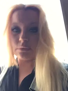 Snapshot of BunnyPleasures chatting on December 2025 10:07:02 PM BunnyPleasures online show from December 2025 10:07:02 PM