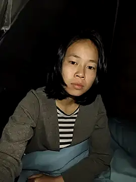 Cat-meow online show from November 2025 08:57:01 PM