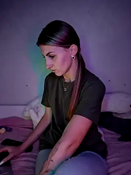 carolinakis  online show from March 2026 08:59:02 PM