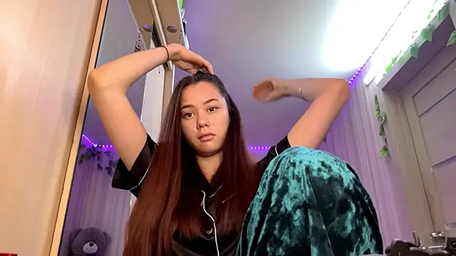 CutieSlim online show from December 2025 06:08:02 AM