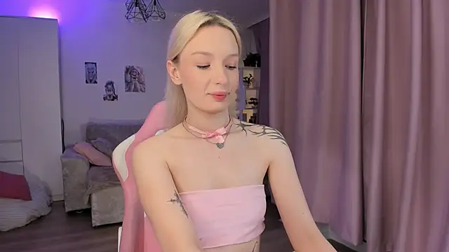 Tiffany Paw online show from March 2026 03:24:02 AM