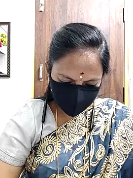 Queen-Neha online show from April 2026 03:10:02 PM