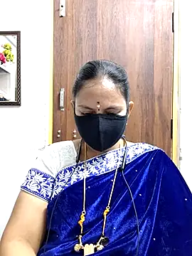 Queen-Neha online show from April 2026 01:48:02 PM