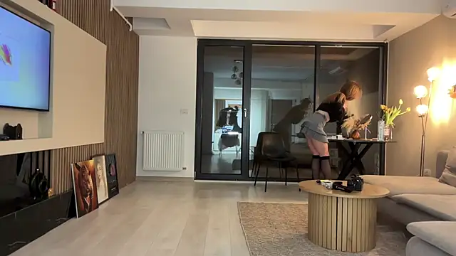 Snapshot of Jolienne chatting on February 2026 10:10:02 PM Jolienne online show from February 2026 10:10:02 PM