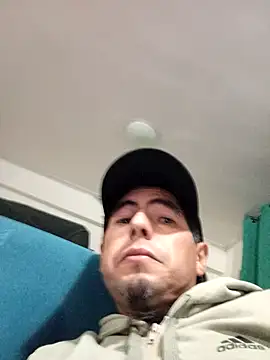 Snapshot of Marcelorastrero chatting on November 2025 04:18:01 AM Marcelorastrero online show from November 2025 04:18:01 AM