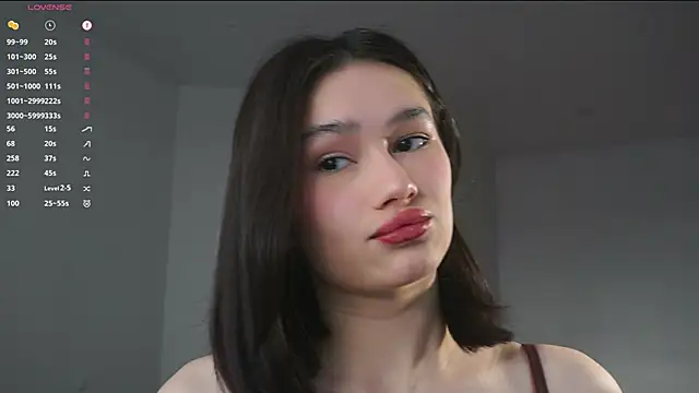 SoftLuna online show from November 2025 06:38:02 AM