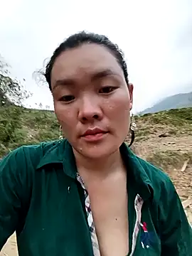 Snapshot of meomeo-00 chatting on March 2026 11:04:01 AM meomeo-00 online show from March 2026 11:04:01 AM