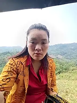 Snapshot of meomeo-00 chatting on April 2026 02:11:02 AM meomeo-00 online show from April 2026 02:11:02 AM