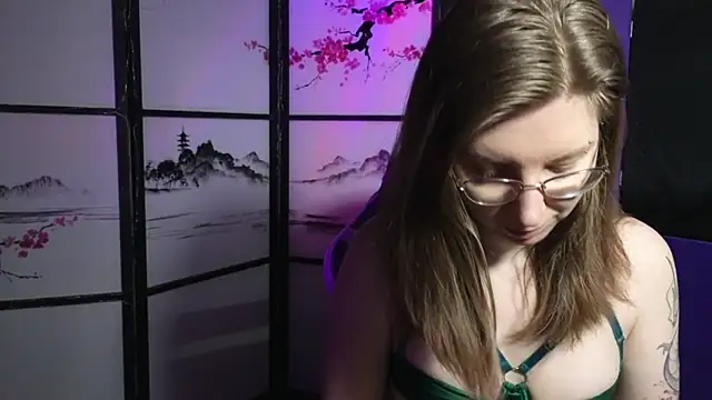 scarlettsrose online show from June 2026 10:15:01 AM