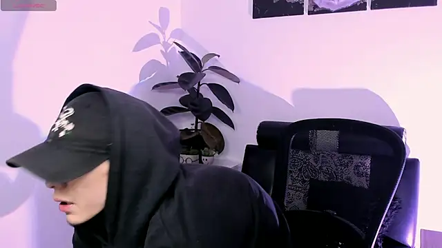 James Adams 01 online show from December 2025 01:08:01 PM