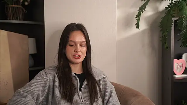 CoreneMollicone online show from November 2025 10:26:02 AM