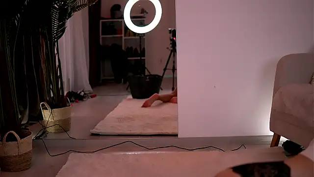 Snapshot of LuvCaprice chatting on March 2026 11:08:01 PM LuvCaprice online show from March 2026 11:08:01 PM