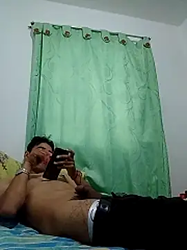 noah77  online show from March 2026 01:58:01 PM