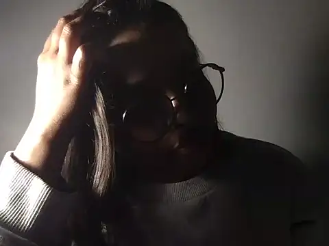 Snapshot of raveena_hot chatting on December 2025 05:25:01 AM raveena hot online show from December 2025 05:25:01 AM