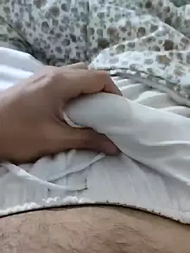 Snapshot of berkkderlerr chatting on November 2025 03:51:01 PM berkkderlerr online show from November 2025 03:51:01 PM