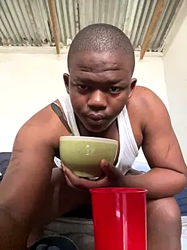 Snapshot of mrcougarfucker chatting on November 2025 09:14:02 AM mrcougarfucker online show from November 2025 09:14:02 AM