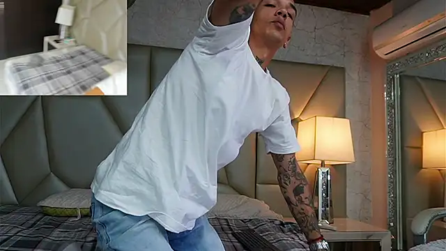 Snapshot of Be_curious chatting on January 2026 12:07:02 PM Be curious online show from January 2026 12:07:02 PM