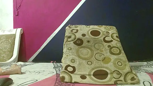 samantaruizz online show from April 2026 05:37:01 PM