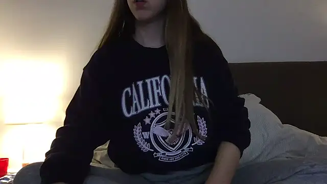 Martimartinaxx online show from March 2026 08:59:01 PM