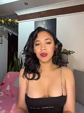 Esmerald 1111 online show from June 2026 10:35:01 AM
