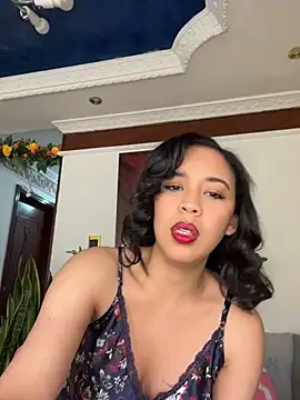 Esmerald 1111 online show from June 2026 11:53:02 AM