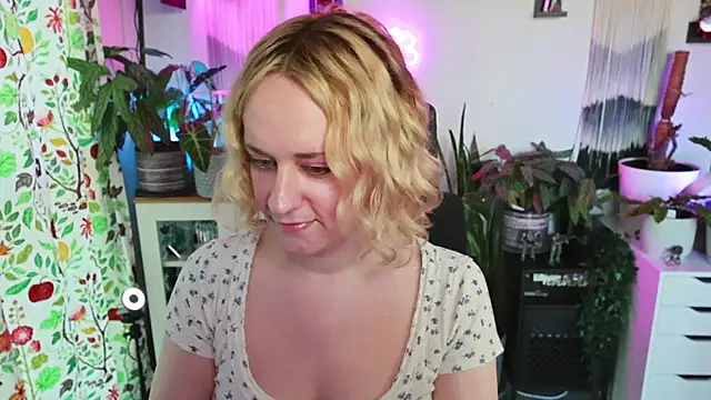 xzoeyryanx online show from May 2026 05:19:01 PM