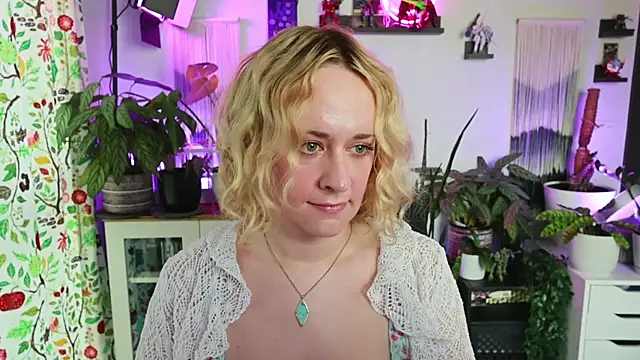 xzoeyryanx online show from June 2026 05:35:02 PM