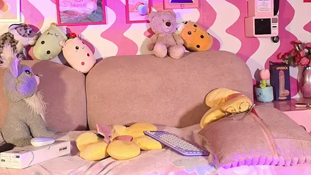 the girl with the red hai online show from January 2026 04:59:02 AM