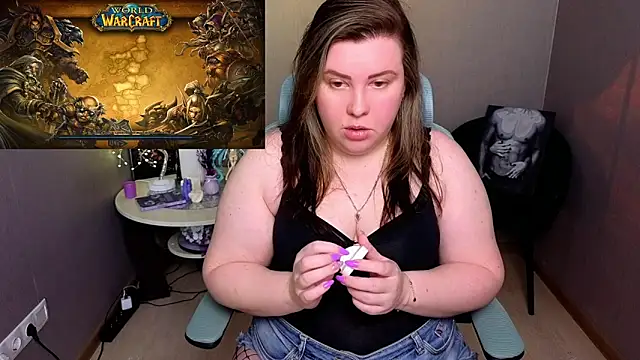 Snapshot of Valerry_ chatting on November 2025 09:47:02 AM Valerry online show from November 2025 09:47:02 AM