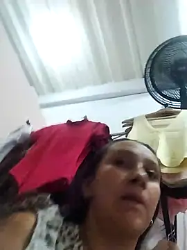 Snapshot of Mikela_19 chatting on December 2025 09:13:02 PM Mikela 19 online show from December 2025 09:13:02 PM