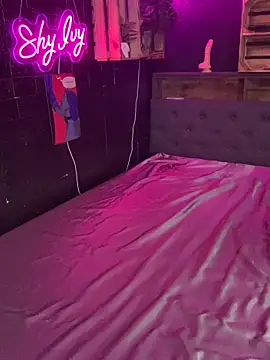 Snapshot of Shy-Ivy chatting on December 2025 10:37:02 PM Shy-Ivy online show from December 2025 10:37:02 PM