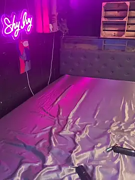 Snapshot of Shy-Ivy chatting on December 2025 10:38:01 PM Shy-Ivy online show from December 2025 10:38:01 PM