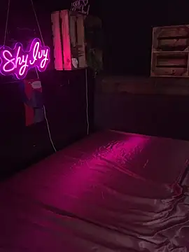 Snapshot of Shy-Ivy chatting on January 2026 11:06:02 PM Shy-Ivy online show from January 2026 11:06:02 PM