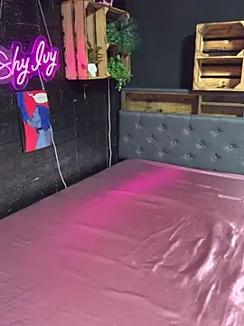 Snapshot of Shy-Ivy chatting on January 2026 10:48:01 PM Shy-Ivy online show from January 2026 10:48:01 PM