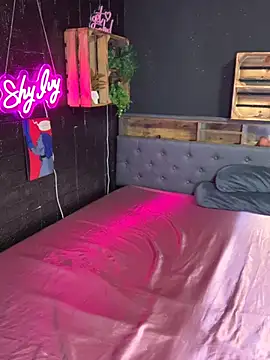 Snapshot of Shy-Ivy chatting on January 2026 10:13:02 PM Shy-Ivy online show from January 2026 10:13:02 PM