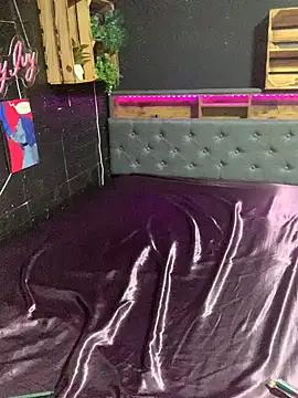 Snapshot of Shy-Ivy chatting on March 2026 10:58:02 PM Shy-Ivy online show from March 2026 10:58:02 PM