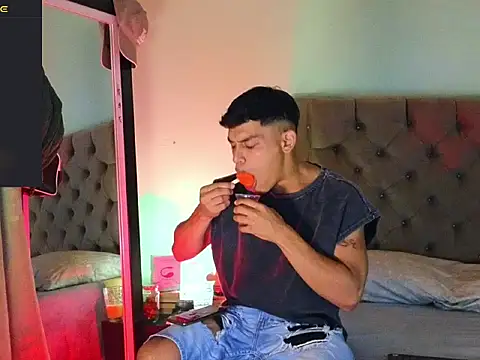 blorelopez online show from December 2025 07:53:01 PM