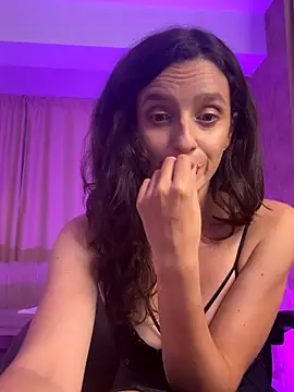 Snapshot of AnnaHarperX chatting on September 2025 07:17:02 PM AnnaHarperX online show from September 2025 07:17:02 PM