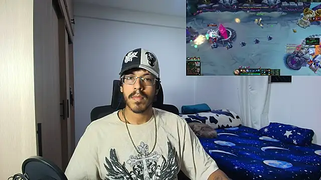 Snapshot of naitt_ chatting on December 2025 01:46:02 AM naitt online show from December 2025 01:46:02 AM