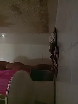 Snapshot of chikis_18 chatting on November 2025 12:56:02 AM chikis 18 online show from November 2025 12:56:02 AM