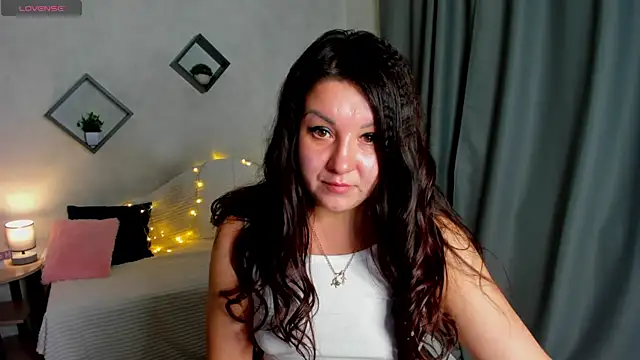 Snapshot of still__her chatting on November 2025 01:49:02 AM still her online show from November 2025 01:49:02 AM