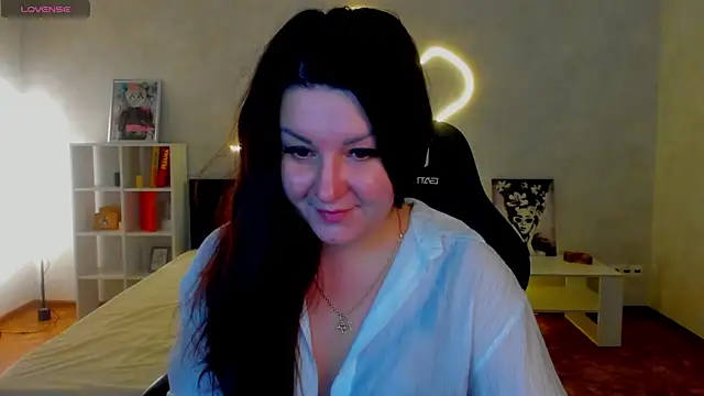 Snapshot of still__her chatting on November 2025 01:07:02 AM still her online show from November 2025 01:07:02 AM