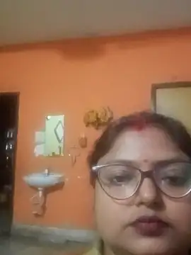 Simran62 online show from December 2025 05:31:01 PM