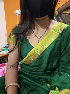 cutestpearl online show from February 2026 06:56:01 PM