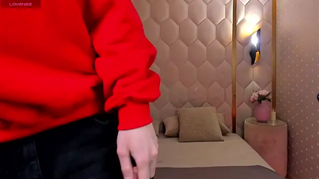 Even Vrot online show from November 2025 07:48:02 PM