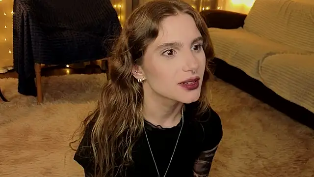 RozanneJordan online show from May 2026 05:18:01 PM
