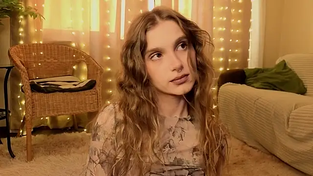 RozanneJordan online show from June 2026 06:29:02 PM