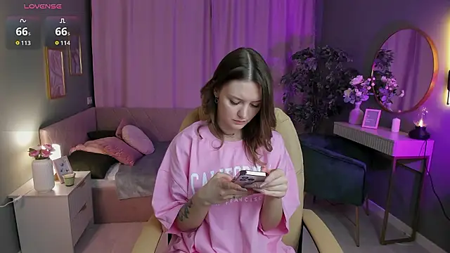 Ursula Andres online show from March 2026 01:02:01 AM