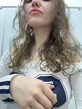 Snapshot of RussianWoman chatting on April 2026 04:44:02 AM RussianWoman online show from April 2026 04:44:02 AM